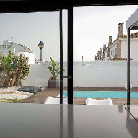 Villa Anyway Conil Un Lujo Frente Al Mar Conil De La Frontera Eksteriør billede