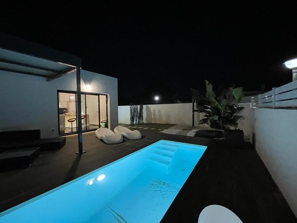 Villa Anyway Conil Un Lujo Frente Al Mar Conil De La Frontera Eksteriør billede
